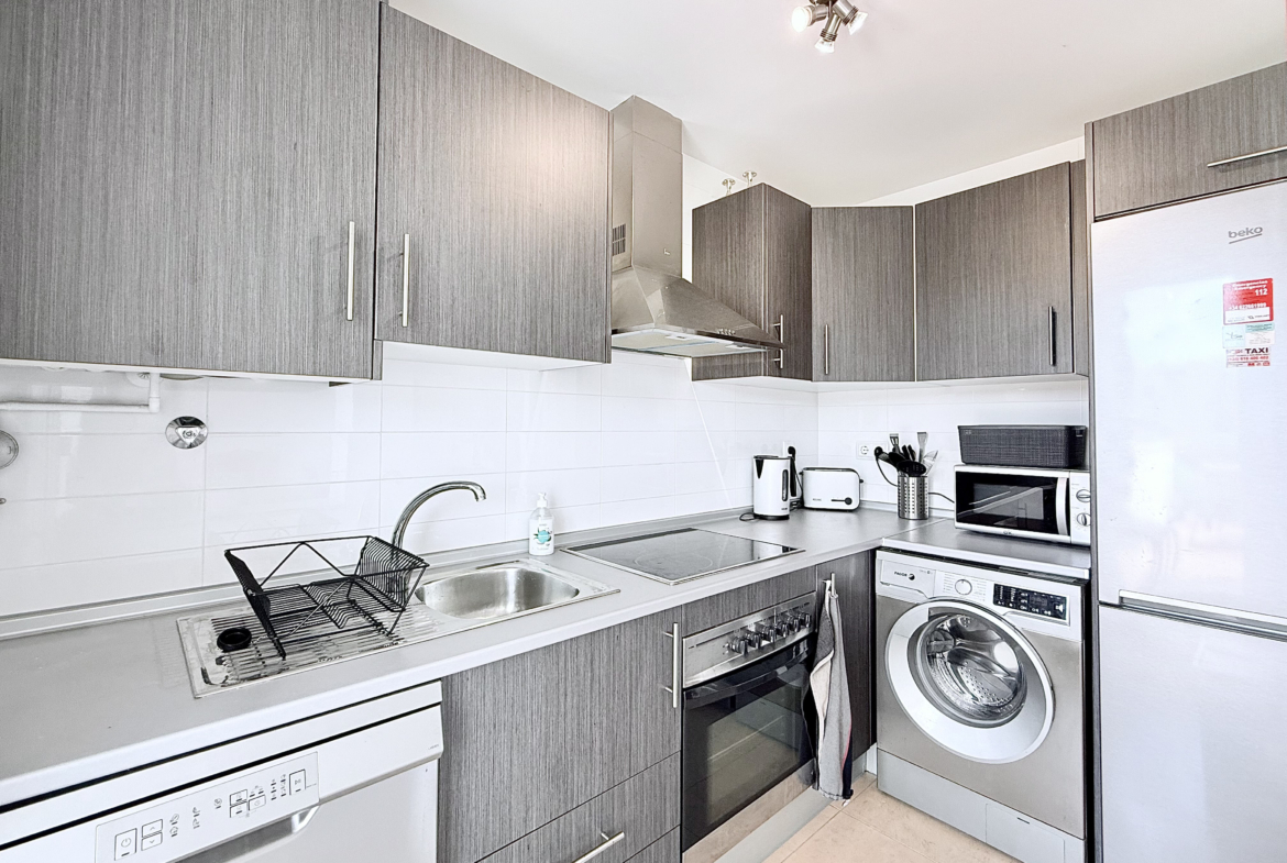 Modern kitchen in Calblanque villa at Mar Menor Golf Resort
