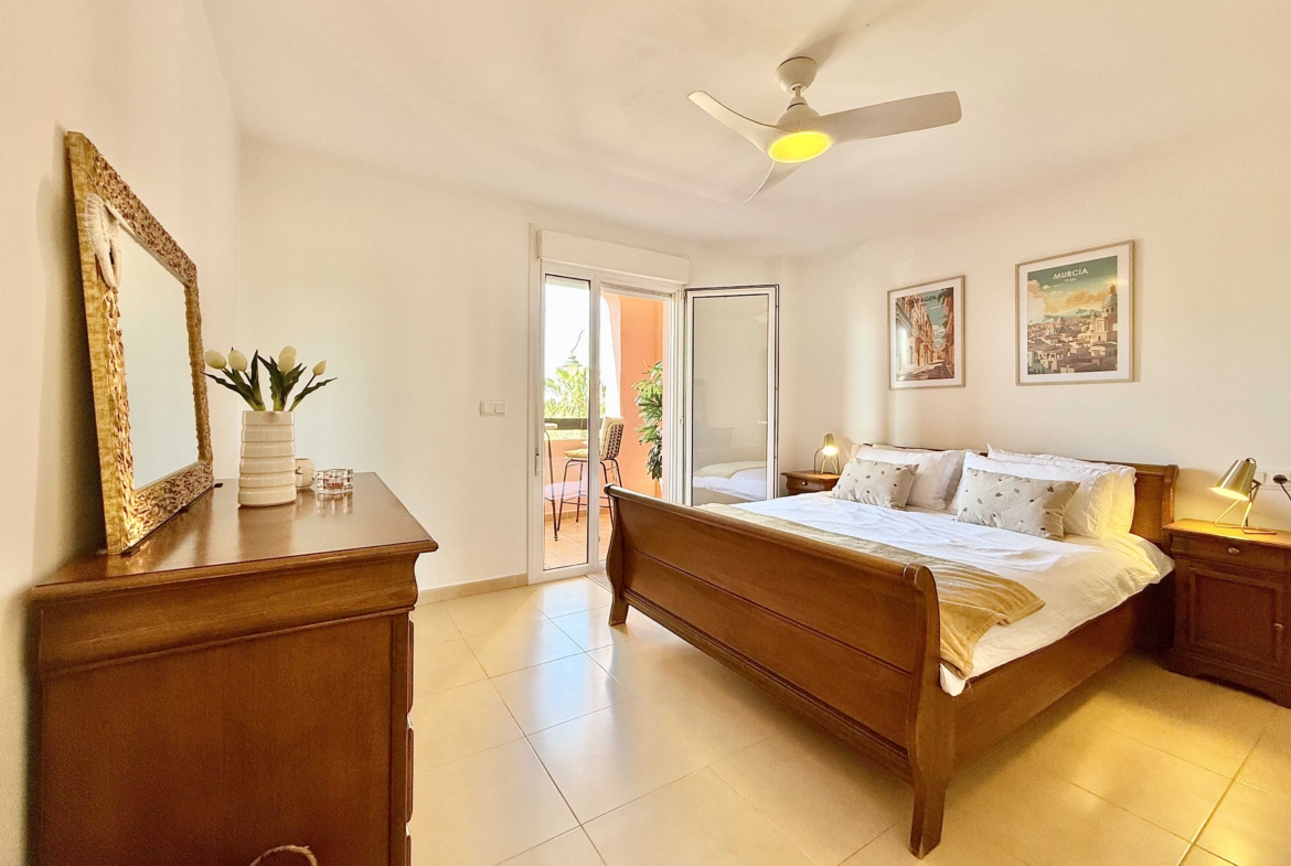 Master bedroom with terrace access in Mar Menor Golf Resort apartment