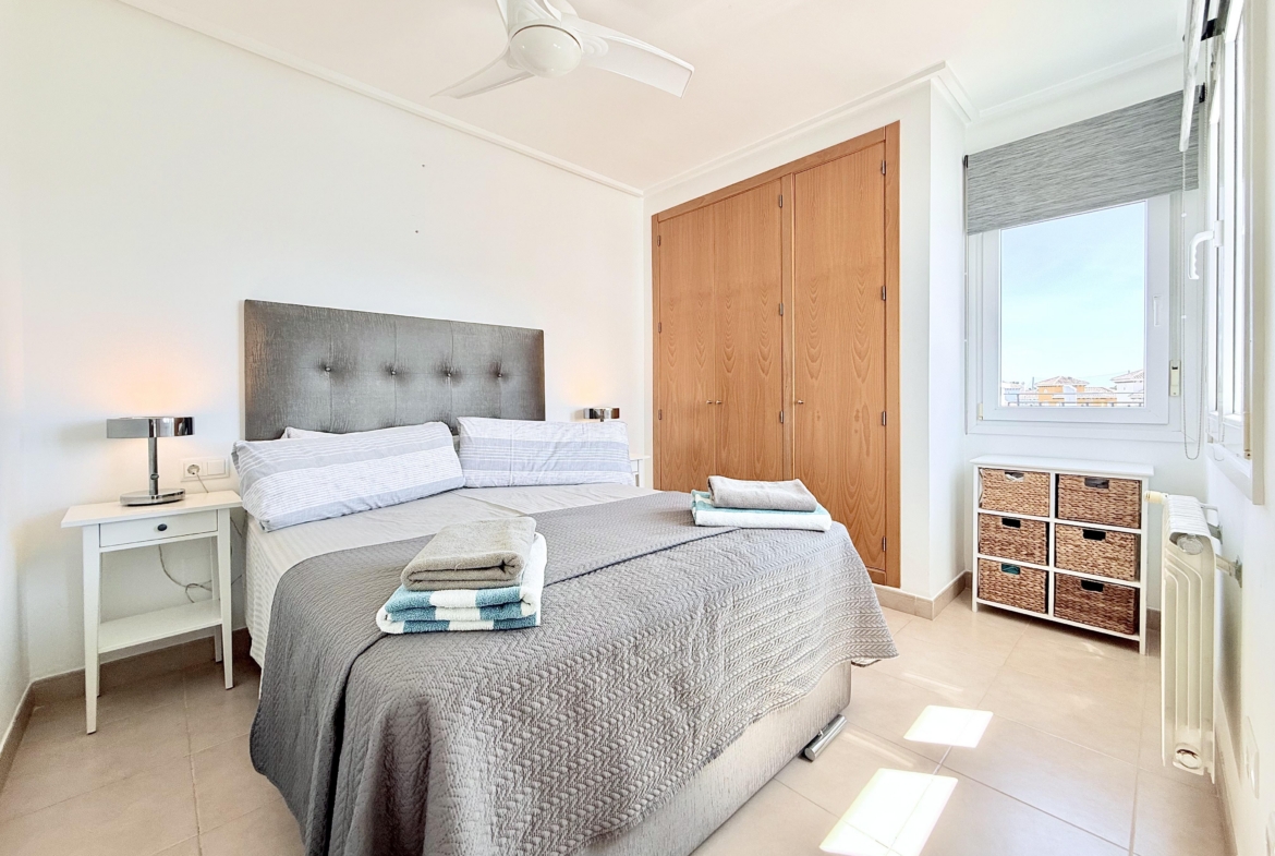 Master bedroom with fitted wardrobes in Isla Grosa villa on Mar Menor Golf Resort