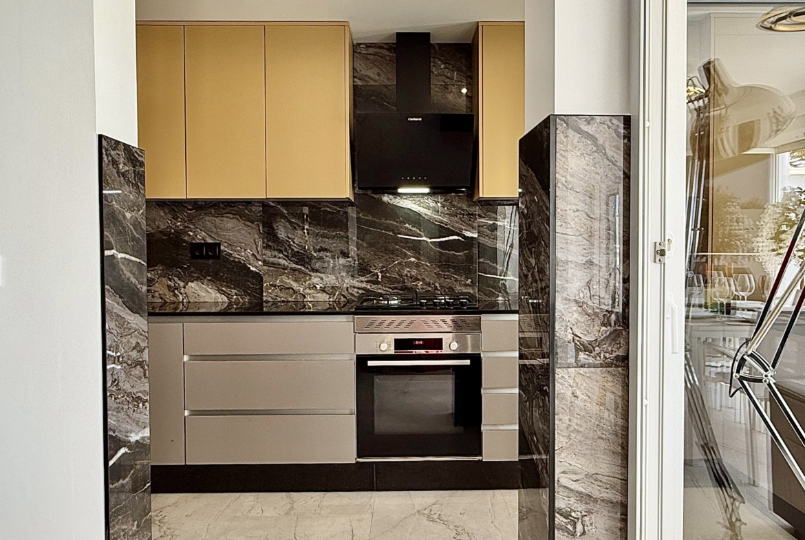 Designer kitchen with granite worktops in Mar Menor Golf Resort property by Levante Properties