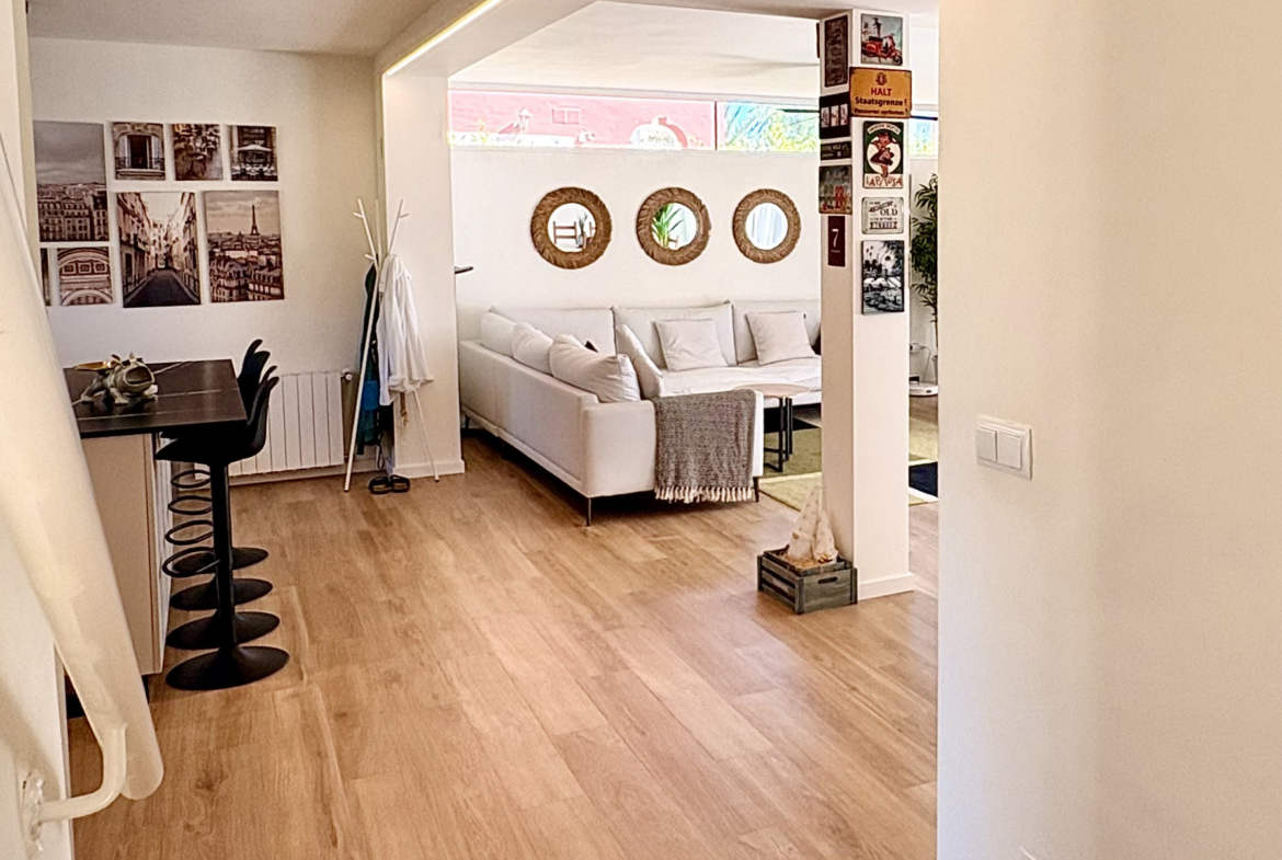 Open-plan living room in Baron villa on Mar Menor Golf Resort