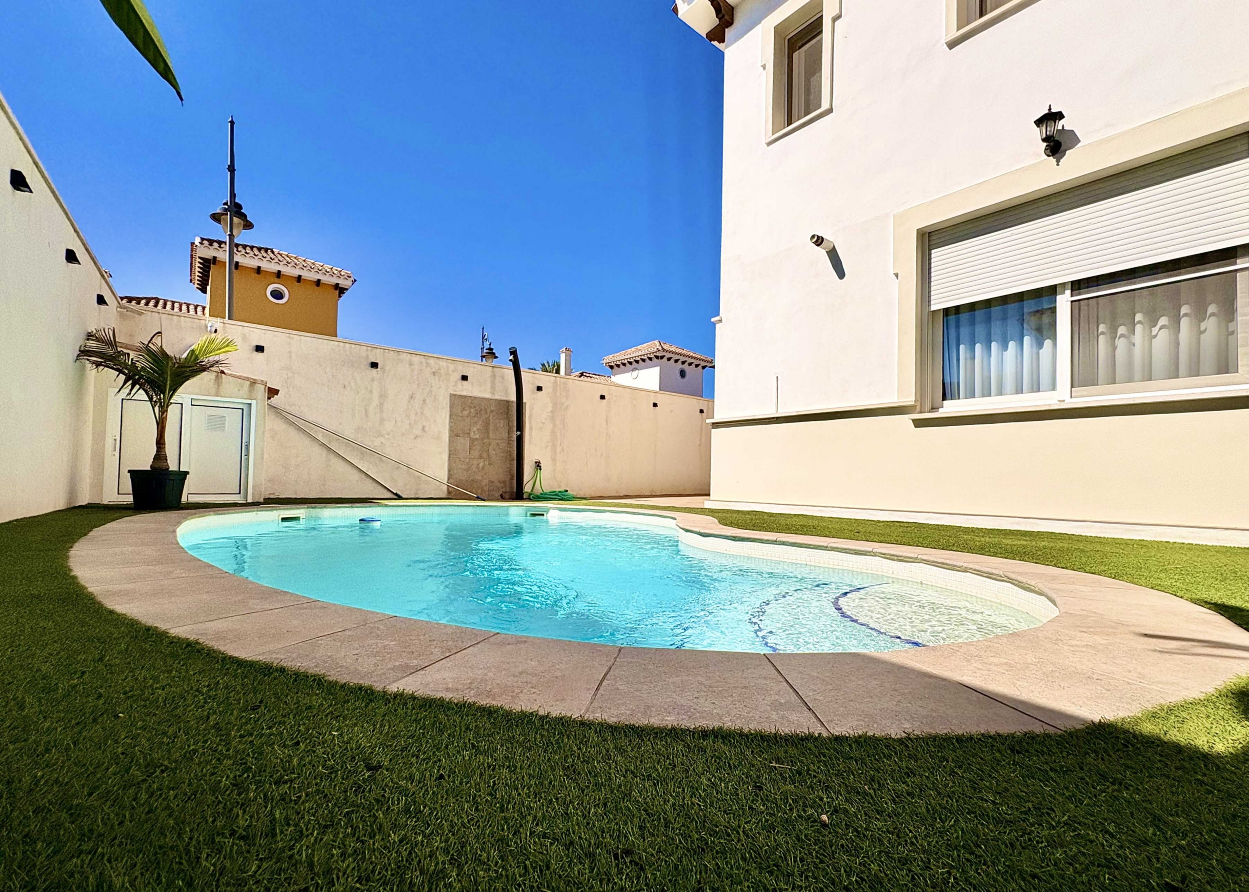 Private swimming pool at Baron villa on Mar Menor Golf Resort