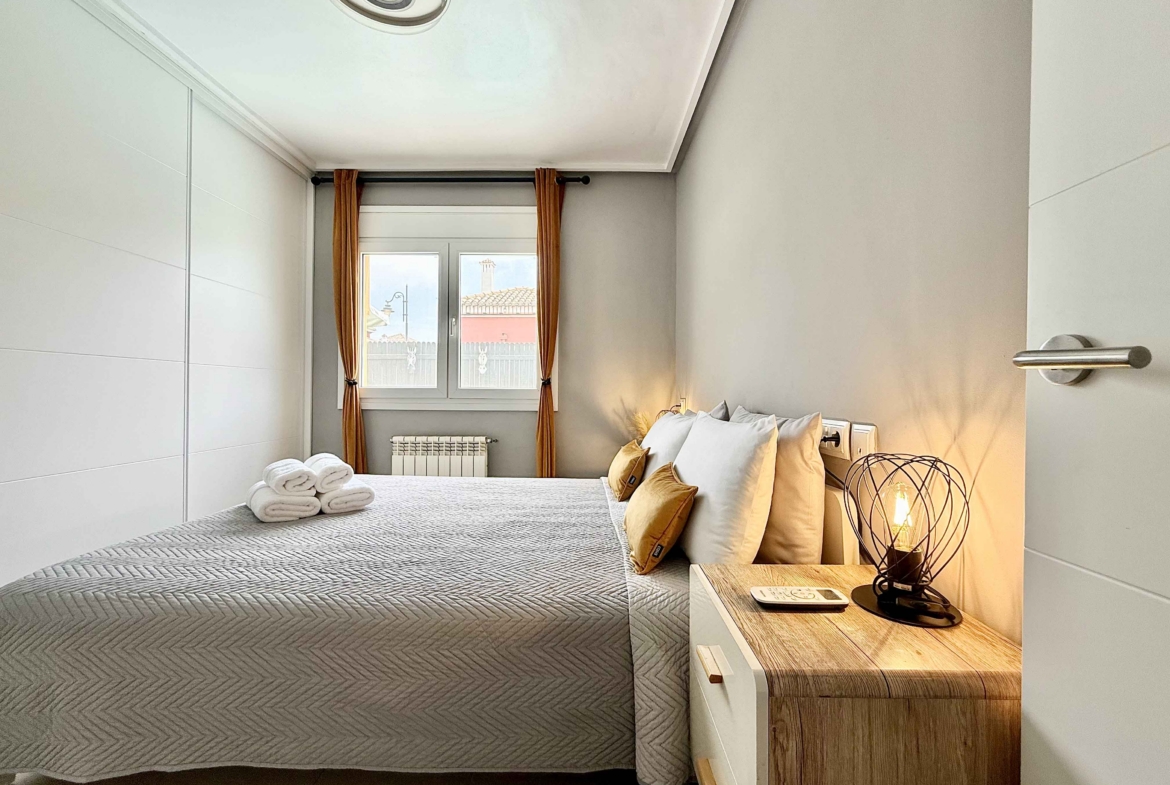 Bedroom in Rondella villa for sale on Mar Menor Golf Resort