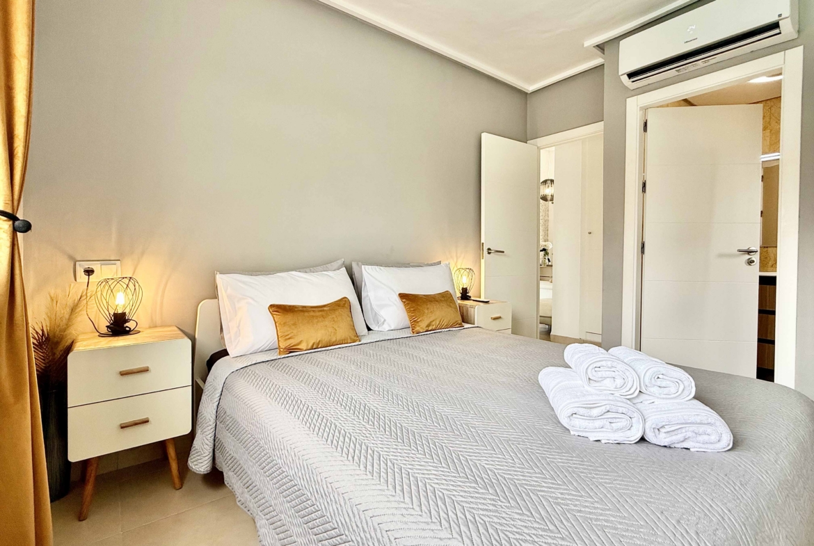Bedroom in Rondella villa for sale on Mar Menor Golf Resort