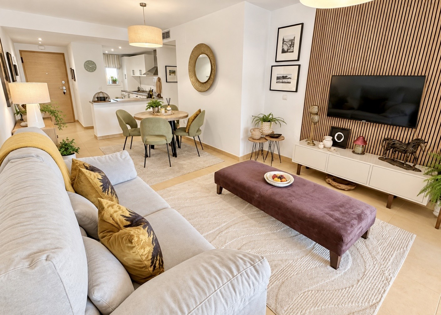 Open-plan living and dining room with terrace access at Mar Menor Golf Resort